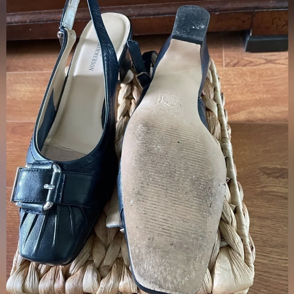 Vintage 90s Ros Hommerson black leather slingback square toe heels in size 8